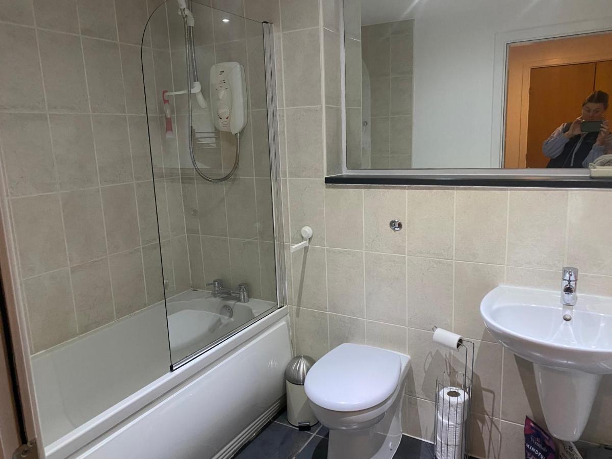 City Centre 2 Bedroom Apartment, Secure Parking. Glasgow Ngoại thất bức ảnh